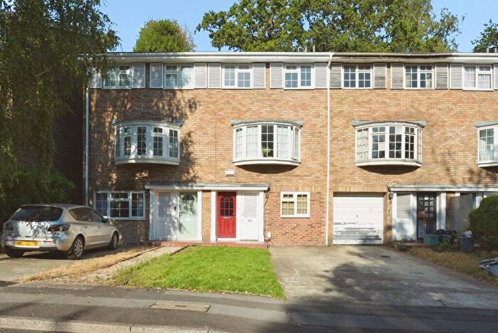 4 Bedroom Terraced House For Sale In Highland Road, Shortlands/Bromley, BR1