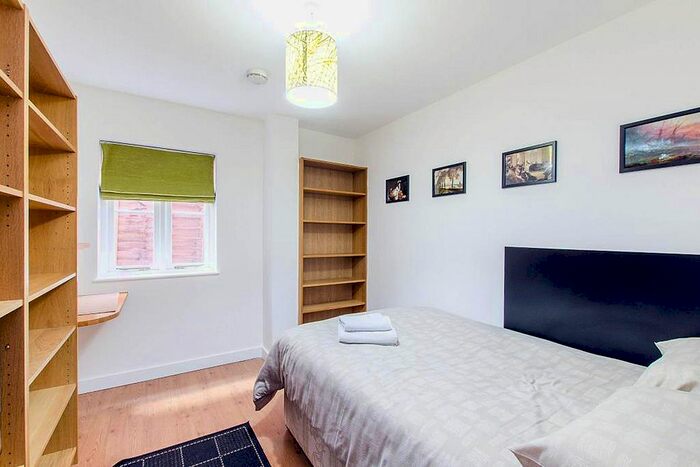 Studio To Rent In Finchley Road, Hampstead, London, NW3