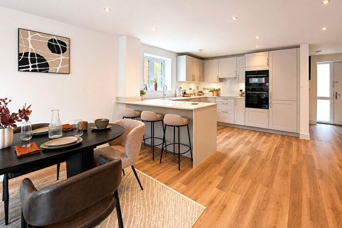 3 Bedroom Detached House For Sale In Bakeham Lane, Englefield Green, Egham, TW20