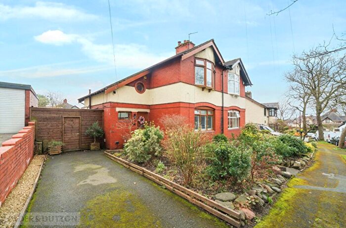 2 Bedroom Semi Detached House For Sale In Rising Lane, Garden Suburb, Oldham, OL8