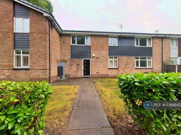 1 Bedroom Flat To Rent In Epsom Avenue, Sale, M33
