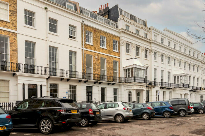 2 Bedroom Apartment To Rent In Sussex Square, Kemp Town, BN2