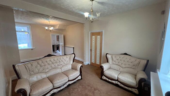 3 Bedroom End Of Terrace House To Rent In Midland Street, Sheffield, S1