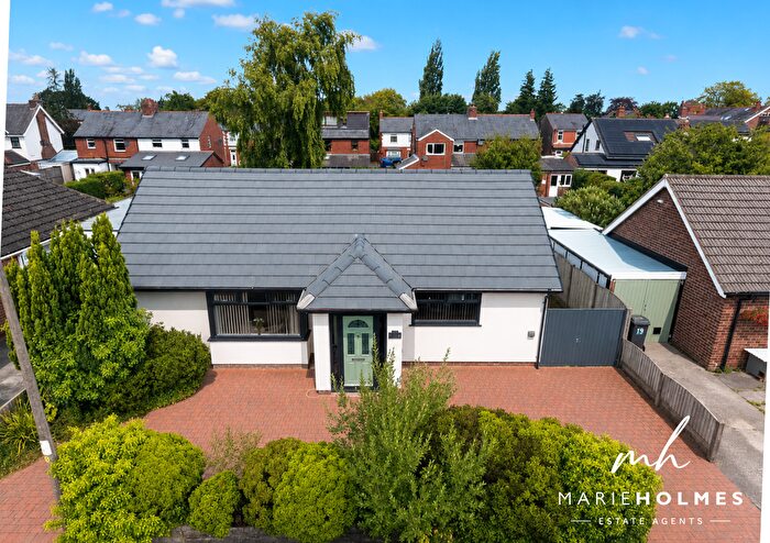2 Bedroom Detached Bungalow For Sale In Moorhey Crescent, Penwortham, Preston, PR1