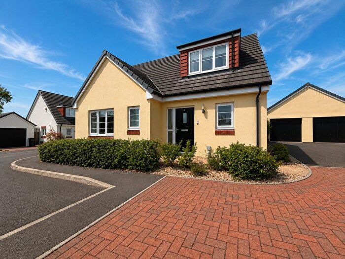 3 Bedroom Bungalow For Sale In Carder Way, South Molton, Devon, EX36