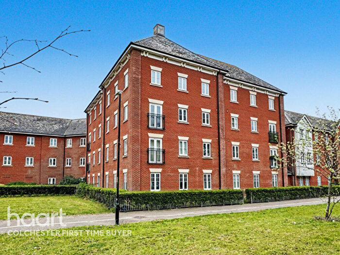 2 Bedroom Apartment For Sale In Vitoria Mews, Colchester, CO2