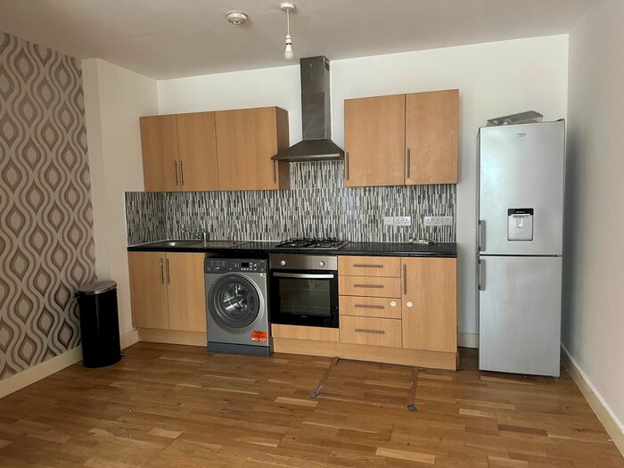 1 Bedroom Flat To Rent In Belton Road, London, E7