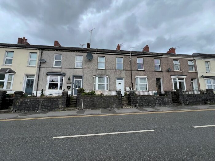 1 Bedroom Flat To Rent In Francis Terrace, Carmarthen, Carmarthenshire, SA31