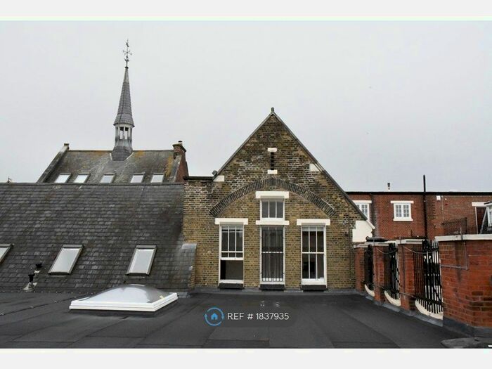 1 Bedroom Flat To Rent In Devonshire Drive, London, SE10