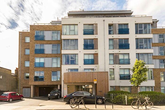 1 Bedroom Flat To Rent In Glenthorne Road, Hammersmith, W6