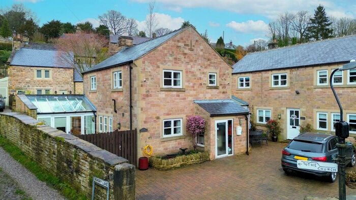 2 Bedroom Detached House For Sale In The Dale, Hathersage, Hope Valley, S32