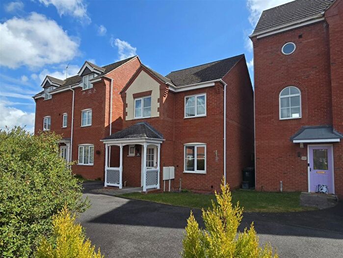 3 Bedroom Detached House To Rent In Avon Way, Hilton, Derby, DE65