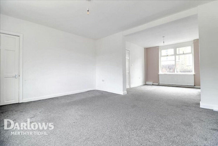 3 Bedroom Flat To Rent In Richmond Road, Abertillery, NP13