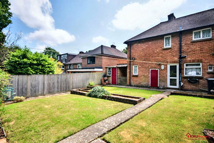 2 Bedroom Semi-Detached House For Sale In Stonedene Close, Forest Row, RH18