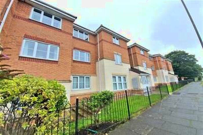 2 Bedroom Flat To Rent In Newton Road, WA9
