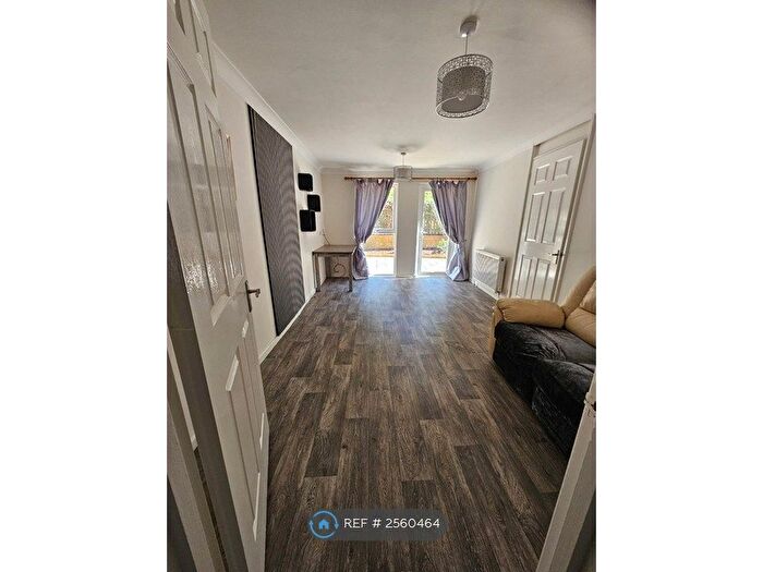 1 Bedroom Flat To Rent In Kernow Crescent, Fishermead, Milton Keynes, MK6