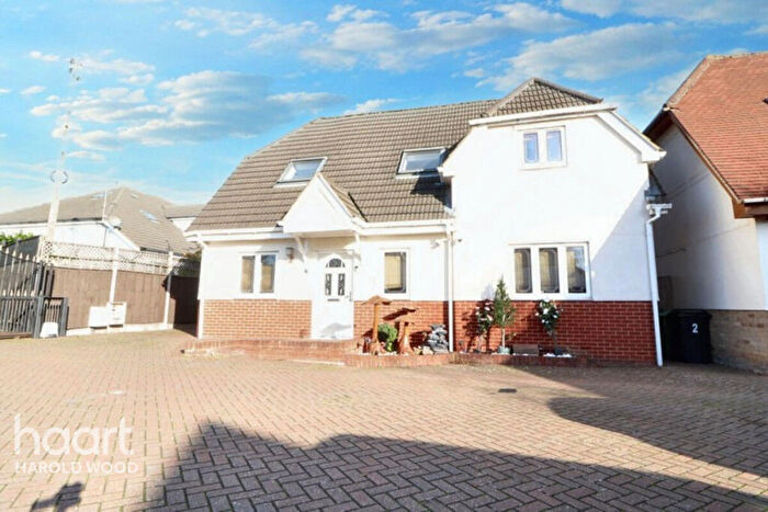 4 Bedroom Detached House For Sale In Amelle Gardens, Harold Park, RM3