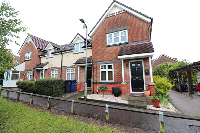 2 Bedroom End Of Terrace House To Rent In Frances Avenue, Chafford Hundred, RM16