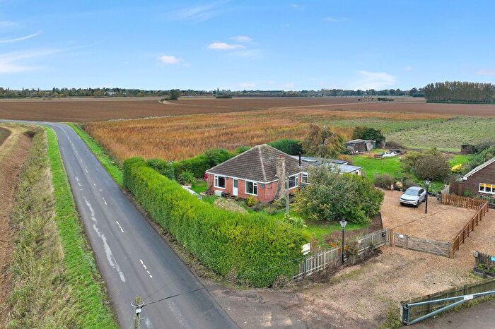 4 Bedroom Detached Bungalow For Sale In Needham Bank, Friday Bridge, PE14