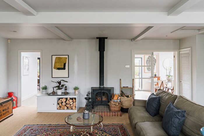 3 Bedroom Detached House For Sale In Dunes Avenue, Camber, East Sussex, TN31