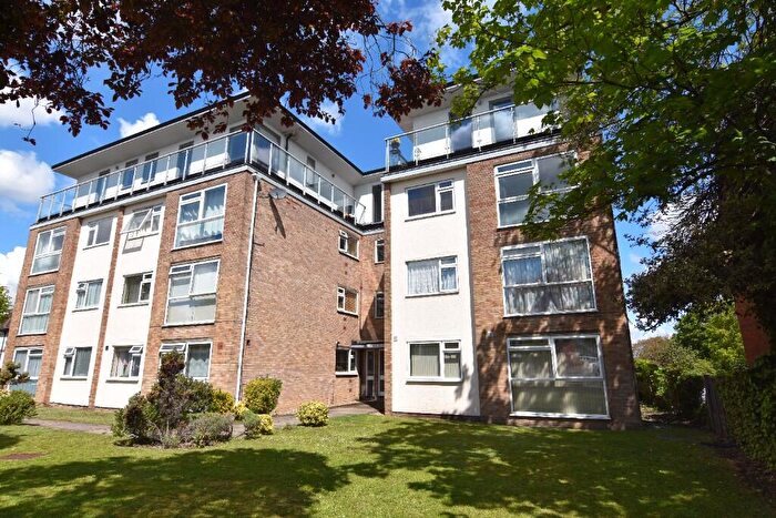1 Bedroom Flat To Rent In Carshalton Road, Sutton, Surrey, SM1