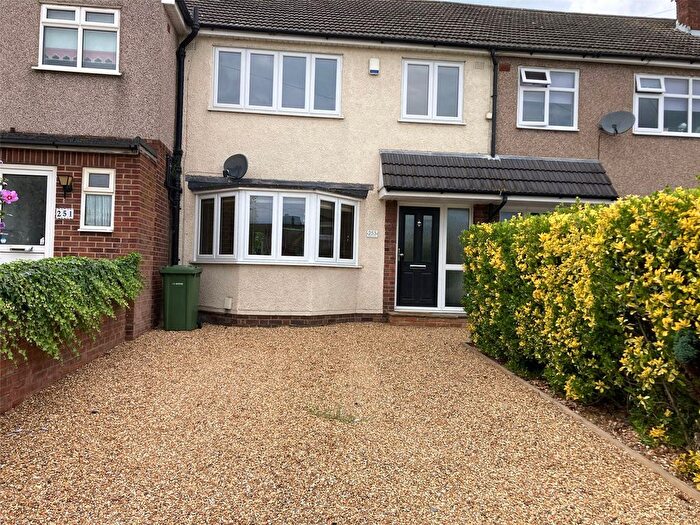 3 Bedroom Terraced House To Rent In Front Lane, Upminster, Essex, RM14