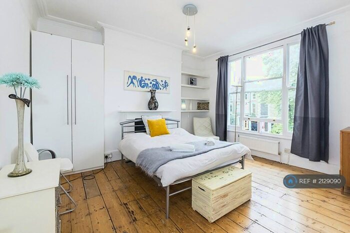 4 Bedroom Flat To Rent In Wray Crescent, London, N4