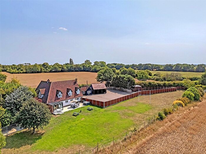 5 Bedroom Detached House For Sale In Braintree Road, Felsted, Dunmow, Essex, CM6