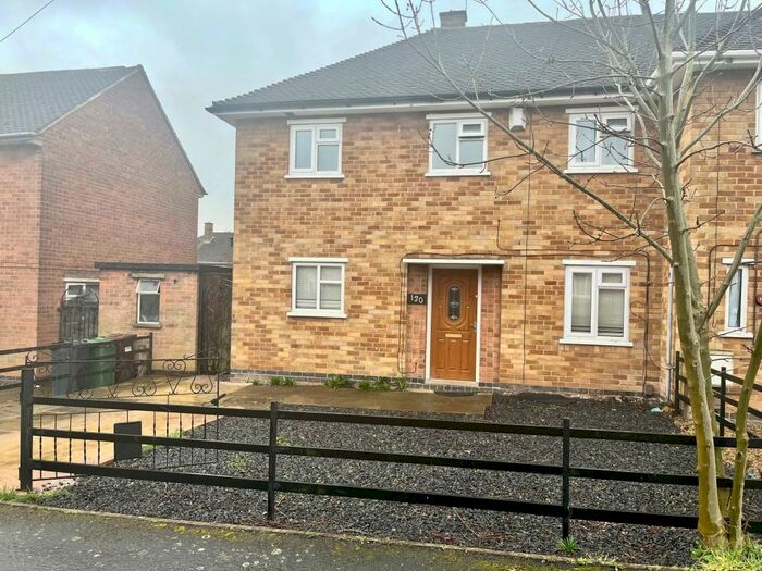3 Bedroom Semi-Detached House To Rent In Hermitage Rooad, Loughborough, LE11