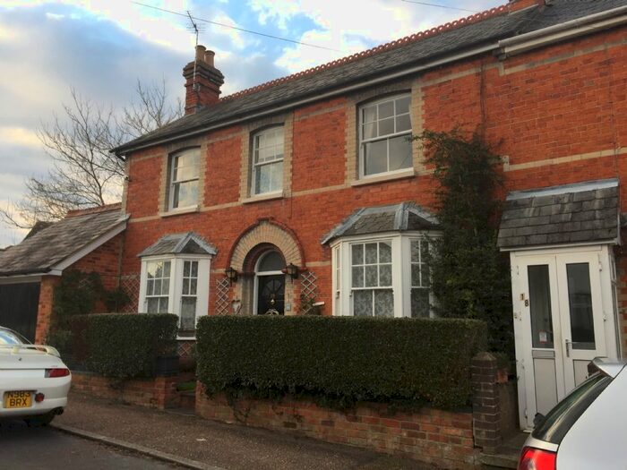 2 Bedroom Terraced House To Rent In Niagara Road, Henley-On-Thames, RG9