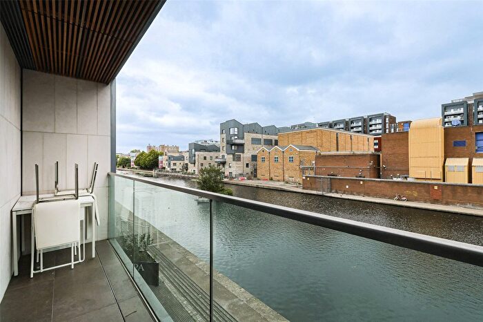 2 Bedroom Flat For Sale In City Road, Old Street, EC1V