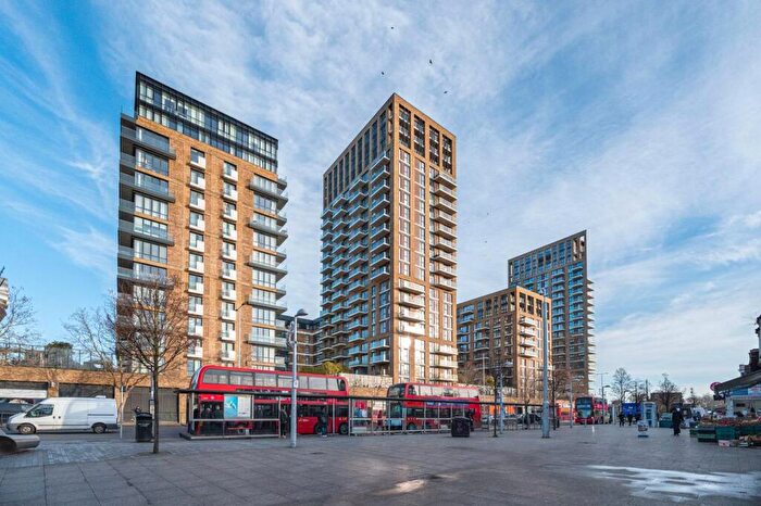 3 Bedroom Flat For Sale In Compton House, Woolwich Riverside, London, SE18