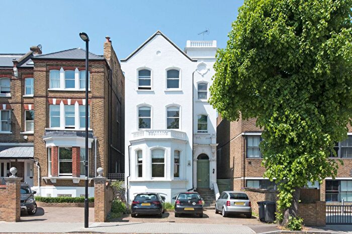 2 Bedroom Flat To Rent In Abbeville Road, Abbeville Village, London, SW4