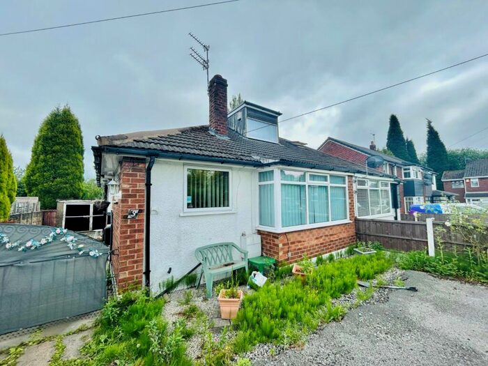 3 Bedroom Bungalow To Rent In Thompson Close, Dane Bank, Manchester, Greater Manchester, M34