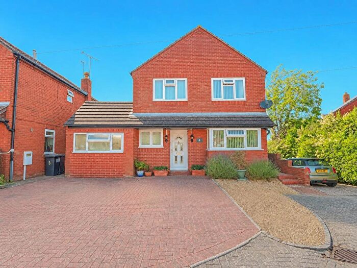 4 Bedroom Detached House For Sale In The Lawns, Kilsby, Rugby, CV23