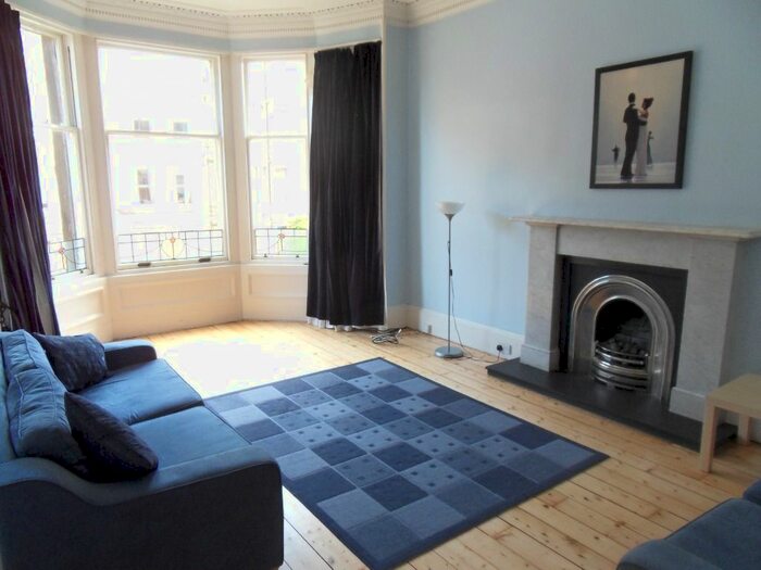 3 Bedroom Flat To Rent In Woodburn Terrace, Morningside, Edinburgh, EH10