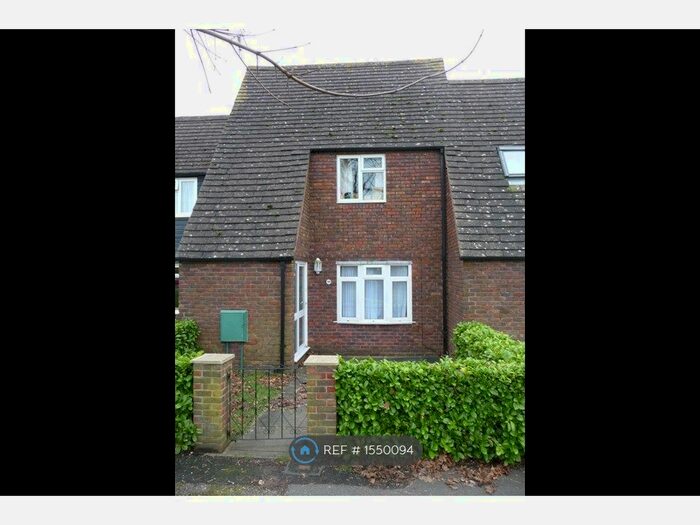 4 Bedroom Terraced House To Rent In Winterbourne Road, Chichester, PO19