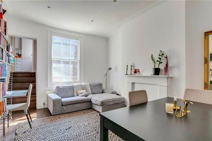 2 Bedroom Flat To Rent In Warwick Gardens, W14