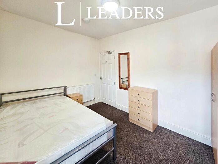 1 Bedroom Terraced House To Rent In Cranwell Street, LN5