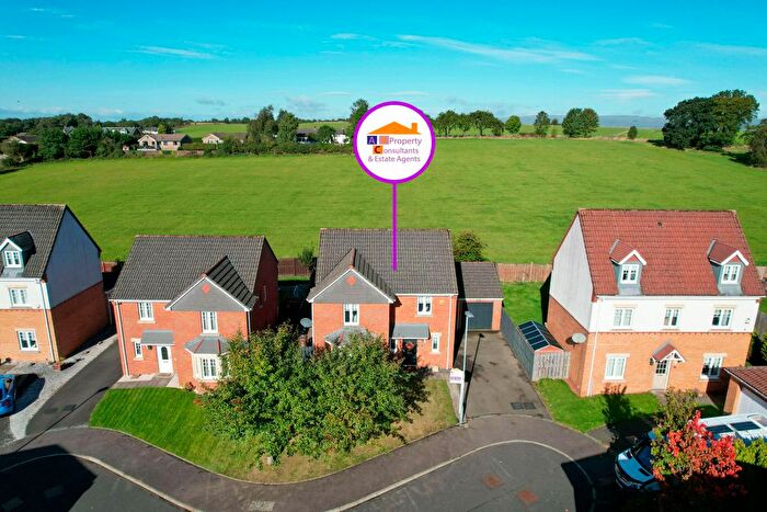 4 Bedroom Detached House For Sale In Thetford Grove, Glenboig, Coatbridge, ML5