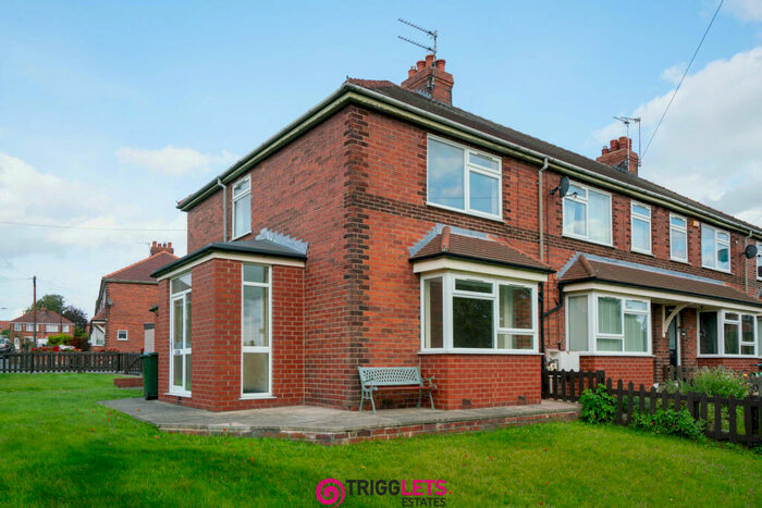 3 Bedroom End Of Terrace House To Rent In Harlington, Doncaster, DN5