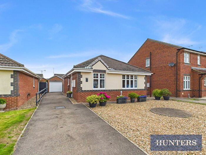 3 Bedroom Detached Bungalow For Sale In Longleat Avenue, Bridlington, YO16