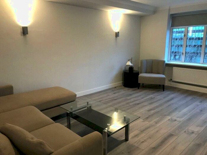 1 Bedroom Apartment To Rent In Warren Court, Euston, London, NW1