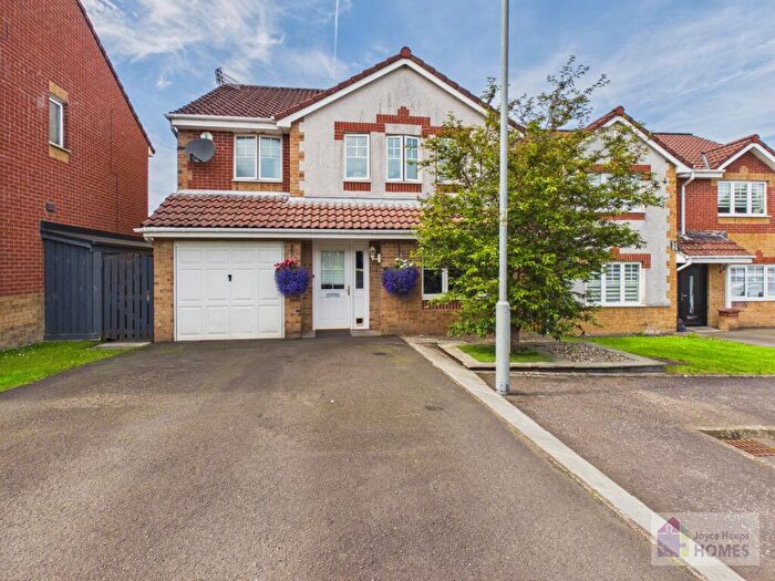 4 Bedroom Detached House For Sale In Mendip Lane, Lindsayfield, East Kilbride, G75
