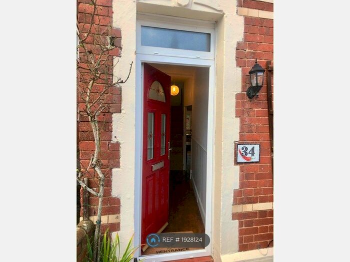 2 Bedroom Semi-Detached House To Rent In Maple Road, Exeter, EX4