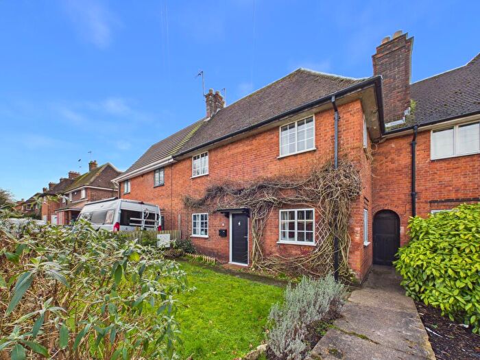 2 Bedroom Terraced House For Sale In Derby Road, Spondon, DE21