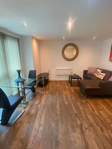 1 Bedroom Flat To Rent In Sirius Building, Navigation Street, Birmingham, West Midlands, B5