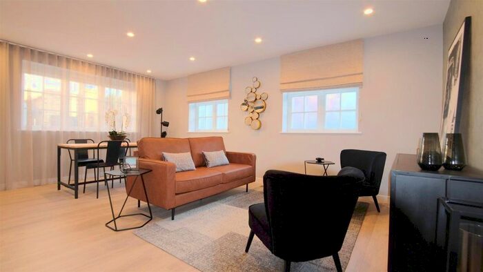 1 Bedroom Flat To Rent In Cornwall Avenue, London, N3