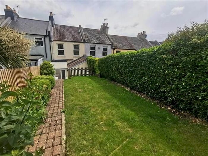 2 Bedroom Terraced House To Rent In Harold Road, Hastings, TN35