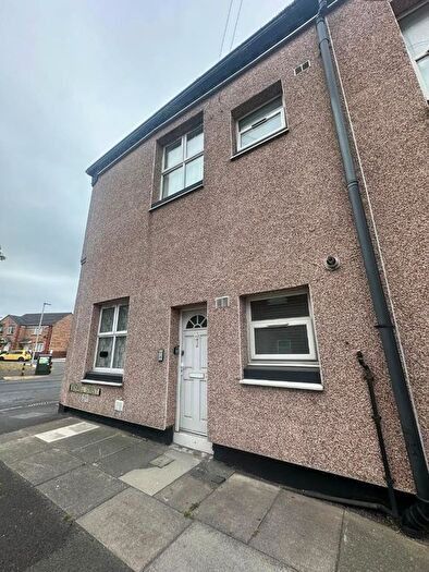2 Bedroom Flat To Rent In Peel Road, Bootle, L20